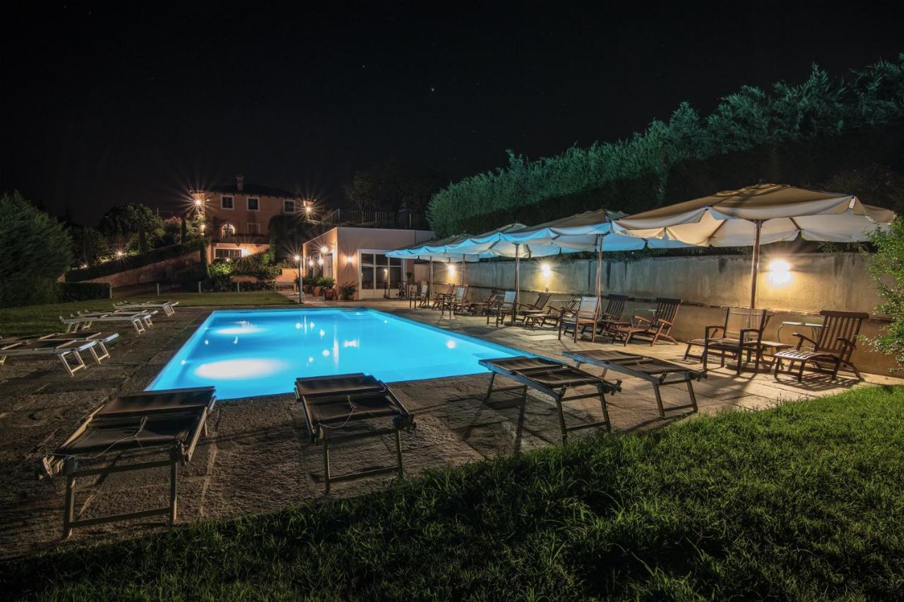 Villa Bricco Dei Cogni La Morra Exterior photo