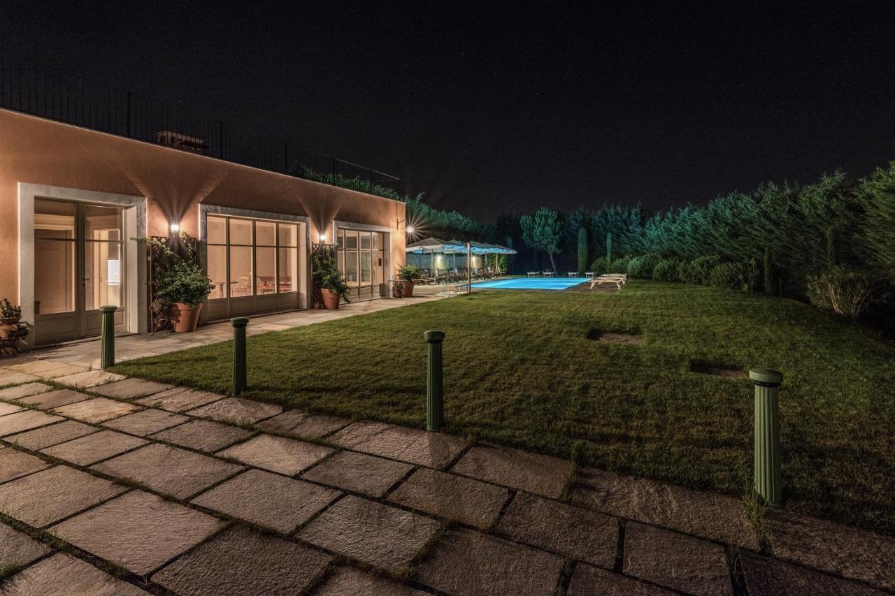 Villa Bricco Dei Cogni La Morra Exterior photo