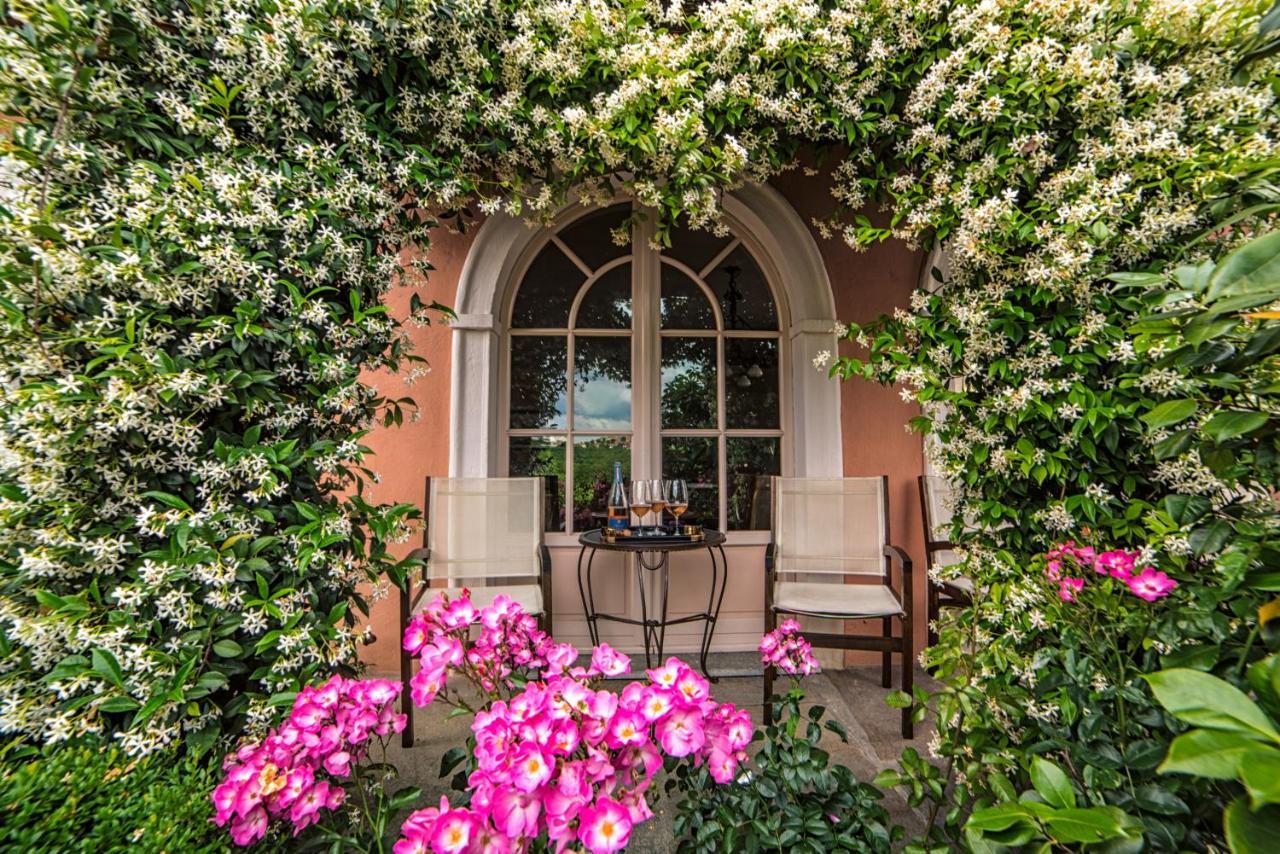 Villa Bricco Dei Cogni La Morra Exterior photo