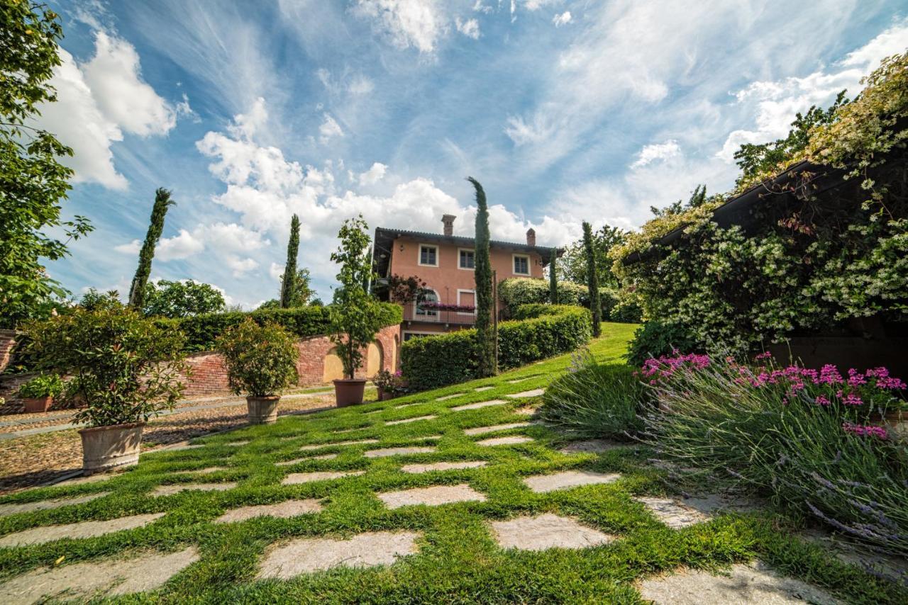 Villa Bricco Dei Cogni La Morra Exterior photo