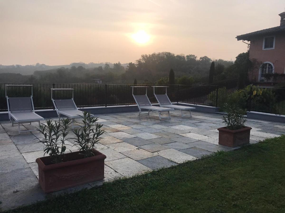 Villa Bricco Dei Cogni La Morra Exterior photo